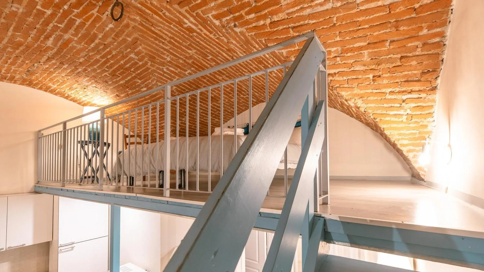 Azzurra Elegant Apartment Florence 0*,  Italy